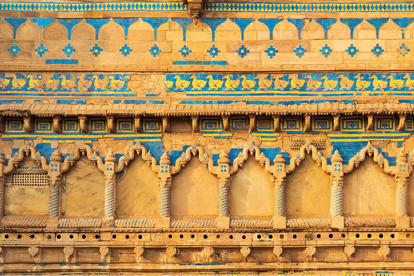 Maher-tours. Travel. World-travel. tour. India. Sri-lanka. Taj-mahal. Sigiriya-Rock-Fortress. Southern-india. Delhi. Old-New-Delhi. Agra-Taj Mahal. Jaipur-Amber-Fort. Udaipur-Lake Pichola-Varanasi-Holy-City.